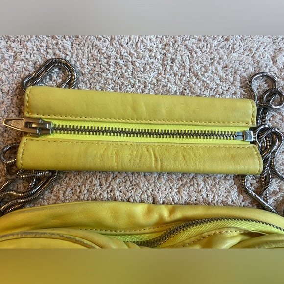 Alexander Wang ‘Brenda’ leather shoulder bag in Citrus 💛☀️✨ - Picture 10 of 11